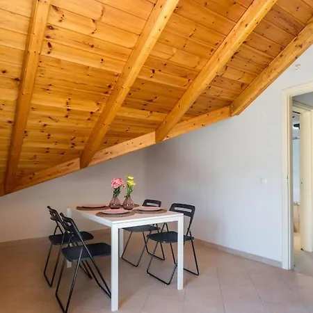 Gerry's Square Loft